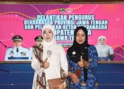 Nawal Nur Yasin Lantik Inggit Jadi Ketua Dekranasda Kota Pekalongan