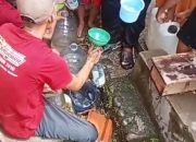 Gempar Sumber Mata Air Muncul Dengan Tiba -tiba Gegerkan Warga