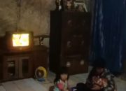 Dua Warga Kamurang Berharap Keluhannya Di Dengar Oleh Bupati Karawang