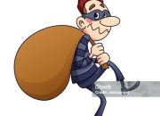 Di Duga Oknum inisial R Tilep uang Proyek Milik Kontraktor