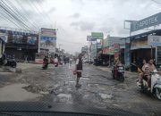 Jalan Raya Kosambi–Telagasari Rusak Parah, Warga Desak Perbaikan Segera