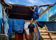 Atap Rumah Warga Cikampek Selatan Ambruk Diterjang Hujan Lebat, Bantuan Rulahu Belum Terealisasi