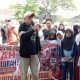 ​Pilkades Belum Dimulai, Ratusan Warga Sudah Serbu Rumah H. Ajan: ‘Kami Ingin Beliau Memimpin Lagi!’