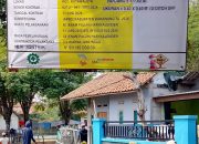 Tertulis Wajib Terapkan K3, Nyatanya Pekerja Cuma Dikasih Sepatu Bot: Proyek Drainase Rp189,1 Juta Diduga Langgar Kontrak