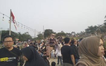 Viral di Media Sosial, Wisata Alam Gunung Sembung Purwakarta Dipadati Pengunjung yang Ingin Menikmati Sunset