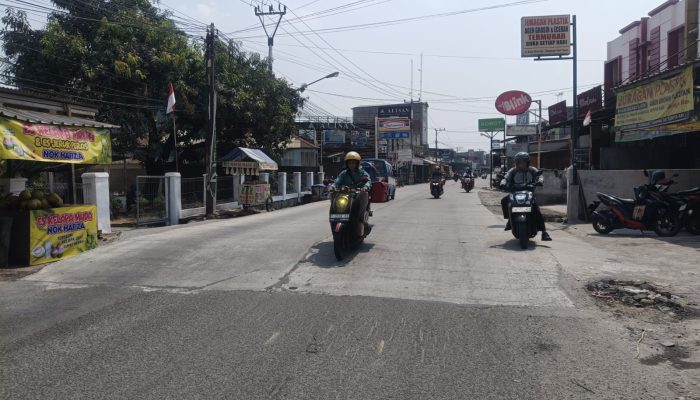 Jalan Kosambi–Telagasari Mulus Usai Dipelihara, Warga Apresiasi dan Minta Akses Perlintasan Rel Segera Diperbaiki