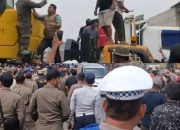 Penertiban 19 Bangunan Liar di Cikarang Barat Ricuh, Petugas Terpaksa Tunda Eksekusi