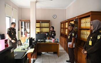 Kajati Jabar Dorong Jajaran Kejari Cimahi dan Kota Bandung Tingkatkan Kinerja dan Integritas