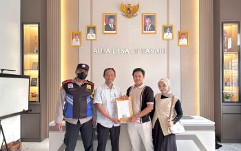 Acep Hendrawan  Calon Muda Resmi Mendaftarkan Diri Jadi Calon  Kepala Desa  Ciptasari Kecamatan Pangkalan