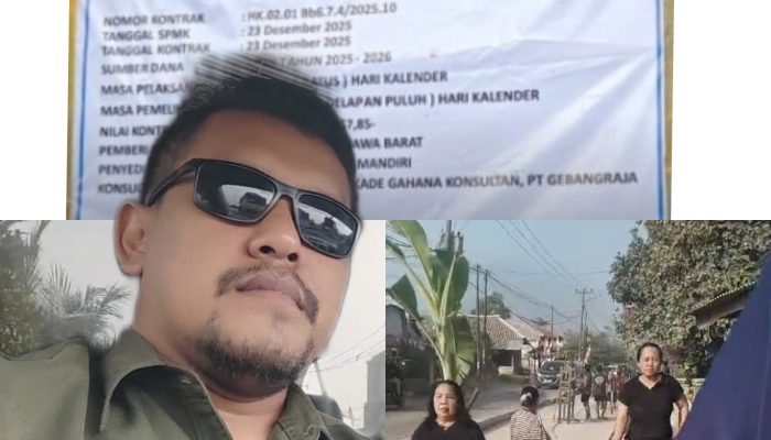 Warga Tamansari Tanami Pohon Pisang Jalan Jalur Propinsi Karawang Loji Sebagai Bentuk Protes Lambat Pekerjaan Pengecoran.
