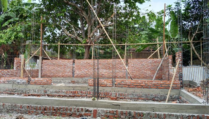 PEMBANGUNAN MAJELIS TAKLIM, JATIMULYA PEDES TANPA PAPAN PROYEK, WARGA MINTA TRANSPARANSI